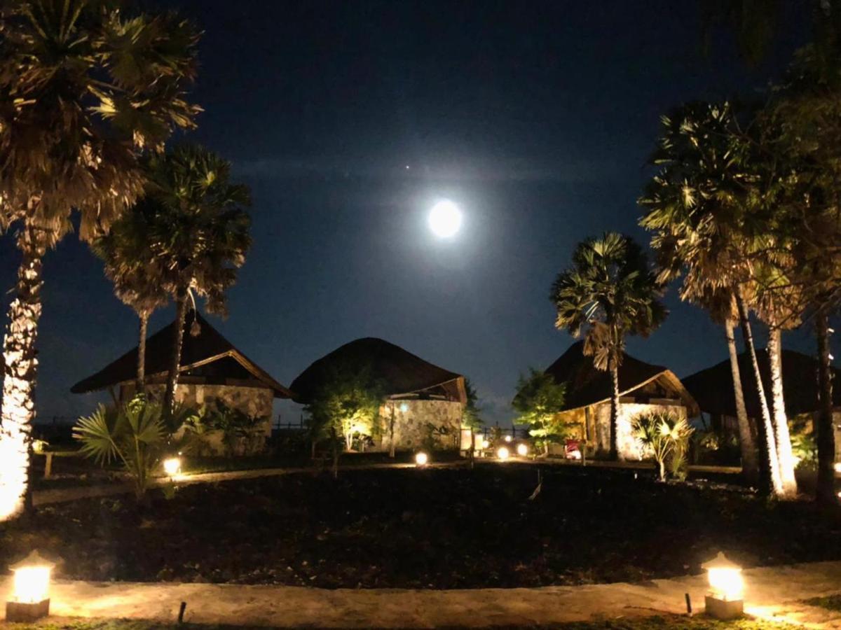 Hotel Tanoma Sumba Maujawa Exterior foto